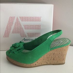 American Eagle peep toe wedge